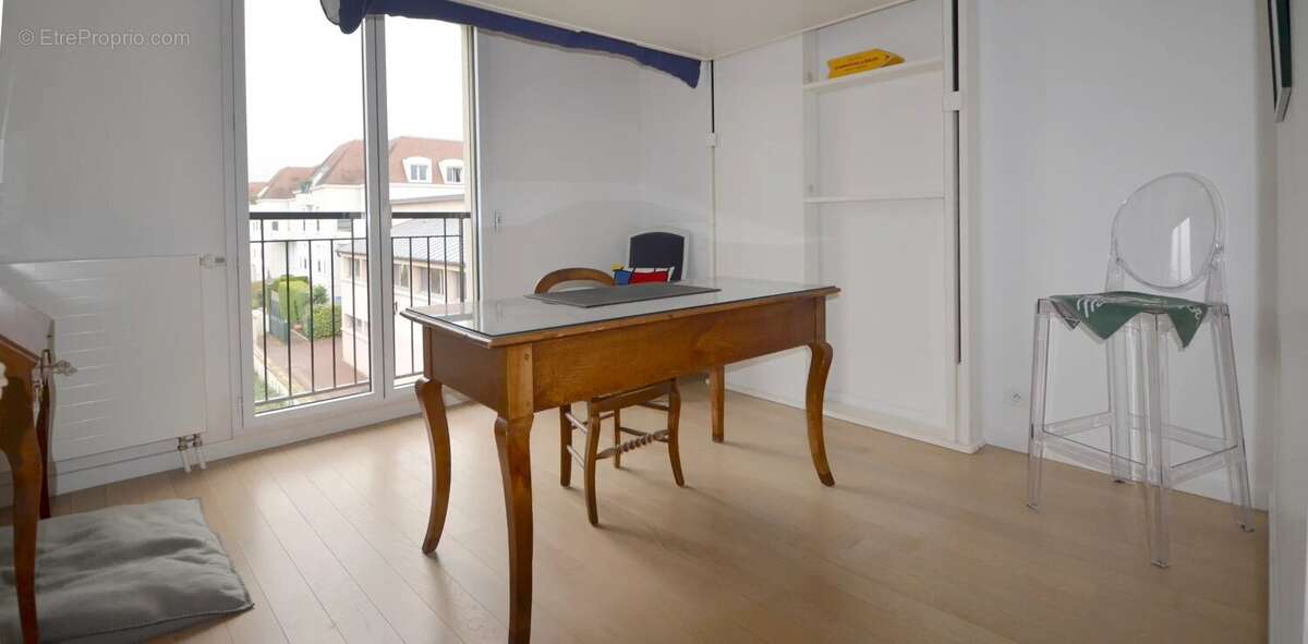 Appartement à CROISSY-SUR-SEINE