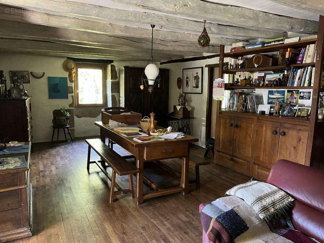 Maison à SAINT-PERDOUX