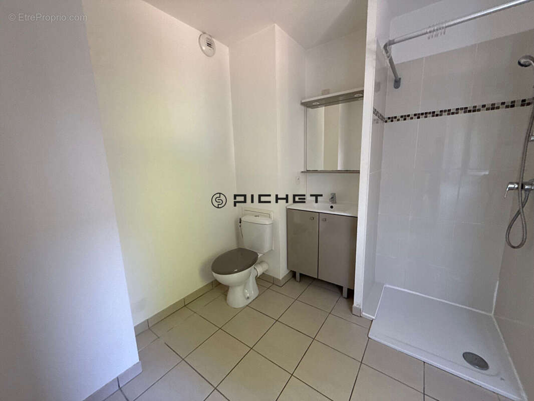 Appartement à SAINT-JEAN-D&#039;ILLAC