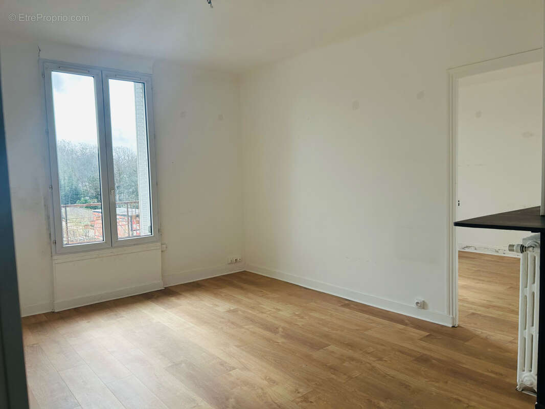 Appartement à MONTROUGE