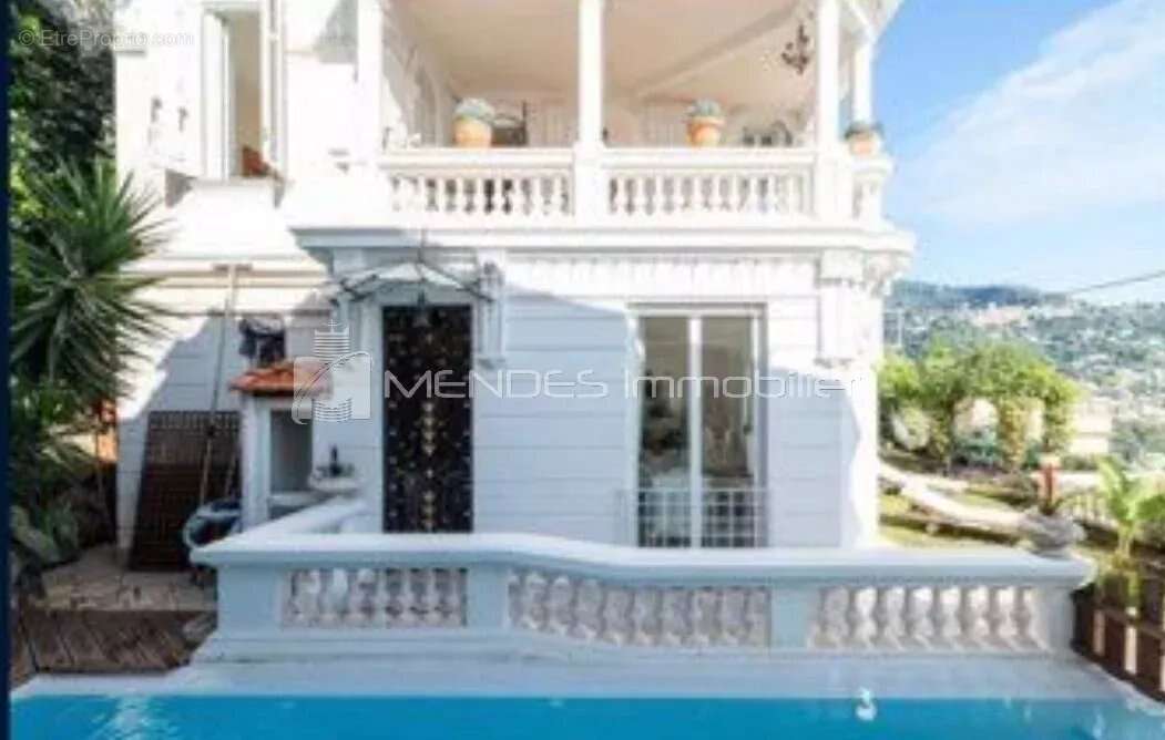 Maison à ROQUEBRUNE-CAP-MARTIN