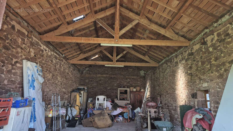 Maison à SAINT-CHRISTOPHE-VALLON