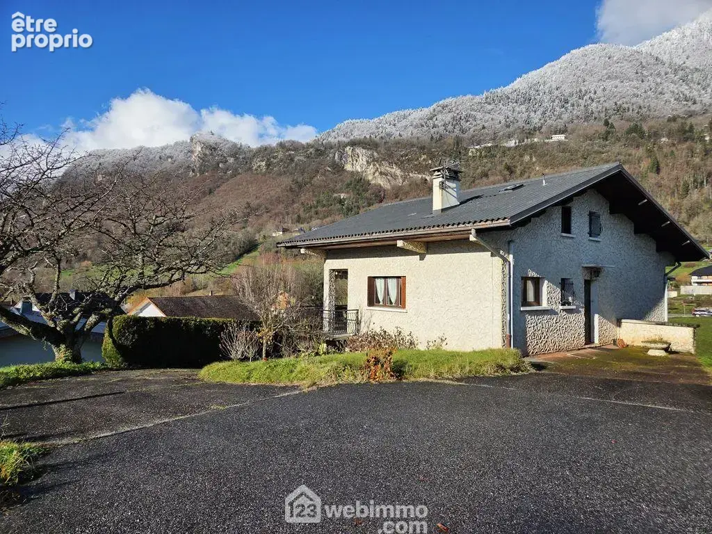 En exclusivité, maison individuelle de 125m² et son terrain à Mercury - Maison à MERCURY