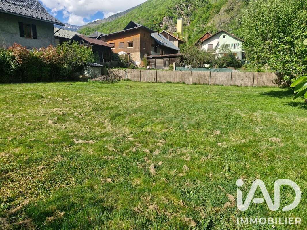 Terrain 633 m² à La Bathie  - photo 3