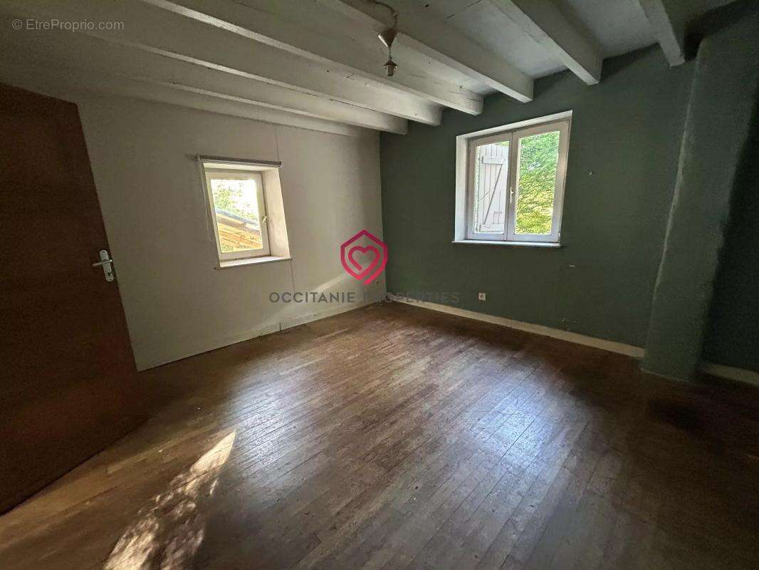 Villa de caractère à rénover avec parc de 4 779 m² et vue imprenable sur les Pyrénées - photo 7