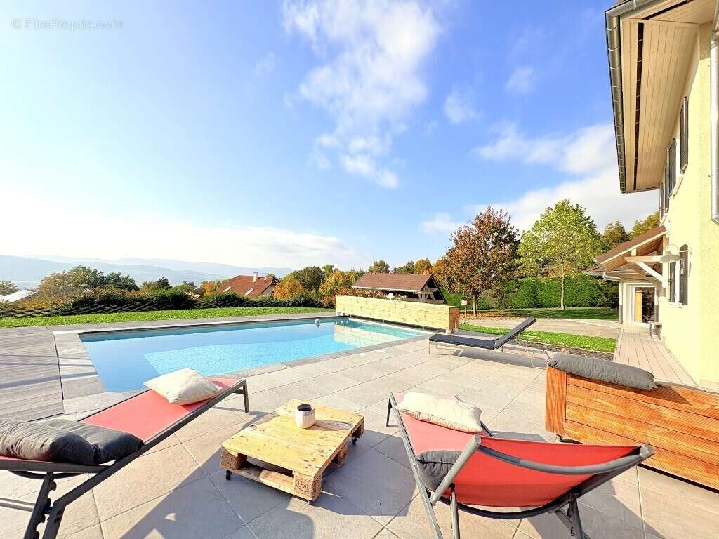 Maison à CHAINAZ-LES-FRASSES