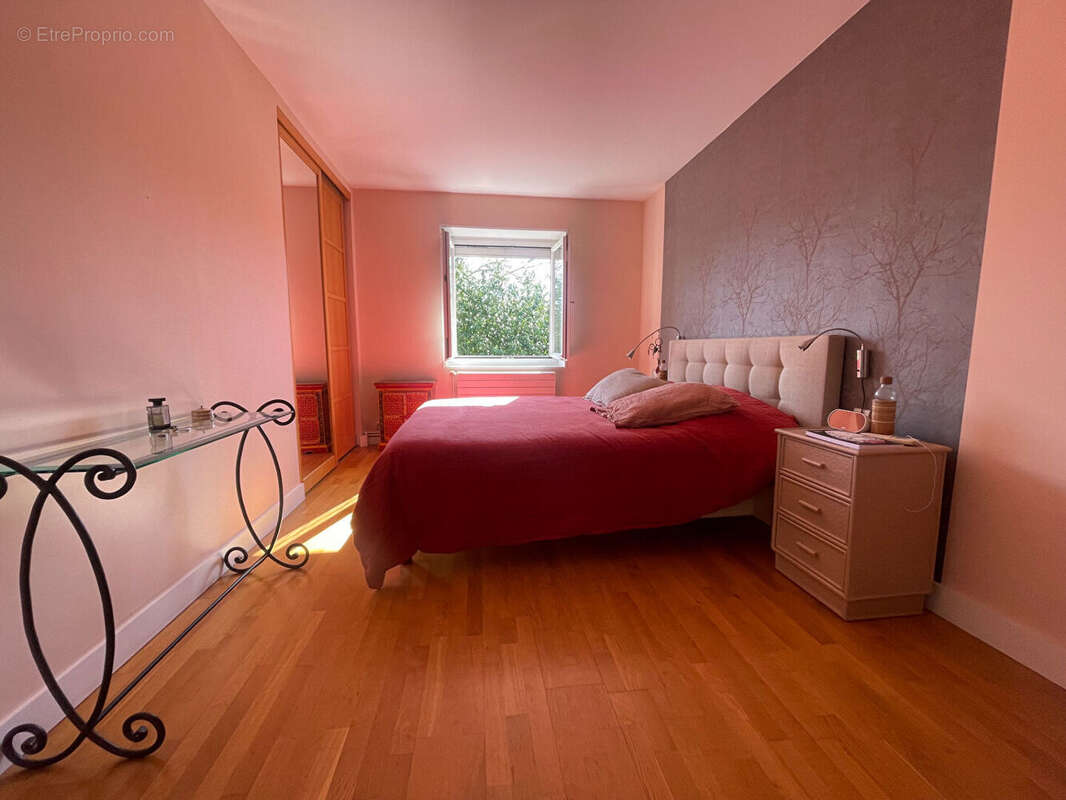 Maison à MONTMORENCY