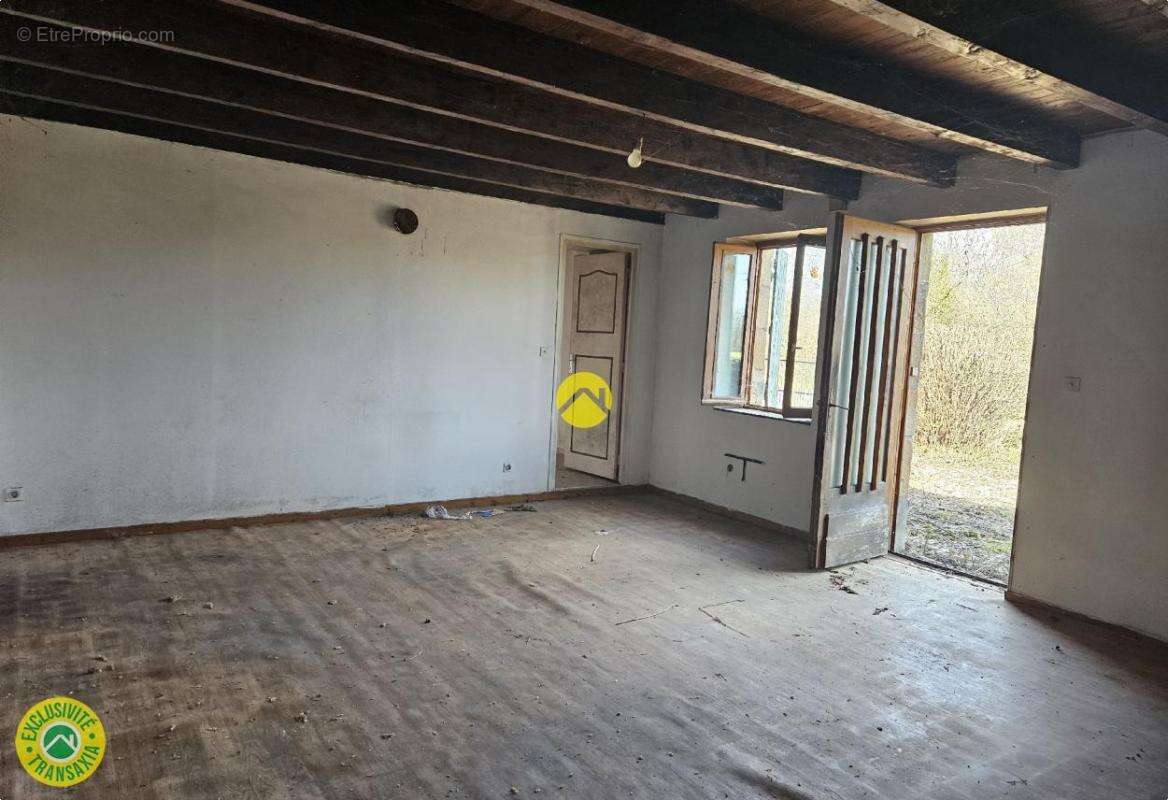 Maison à COSNE-D&#039;ALLIER