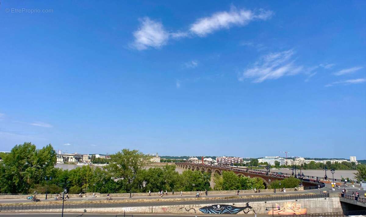 Appartement à BORDEAUX