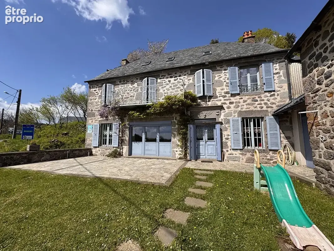 Maison 5 pièces 150 m² à vendre à Cezens (15230) - photo 1