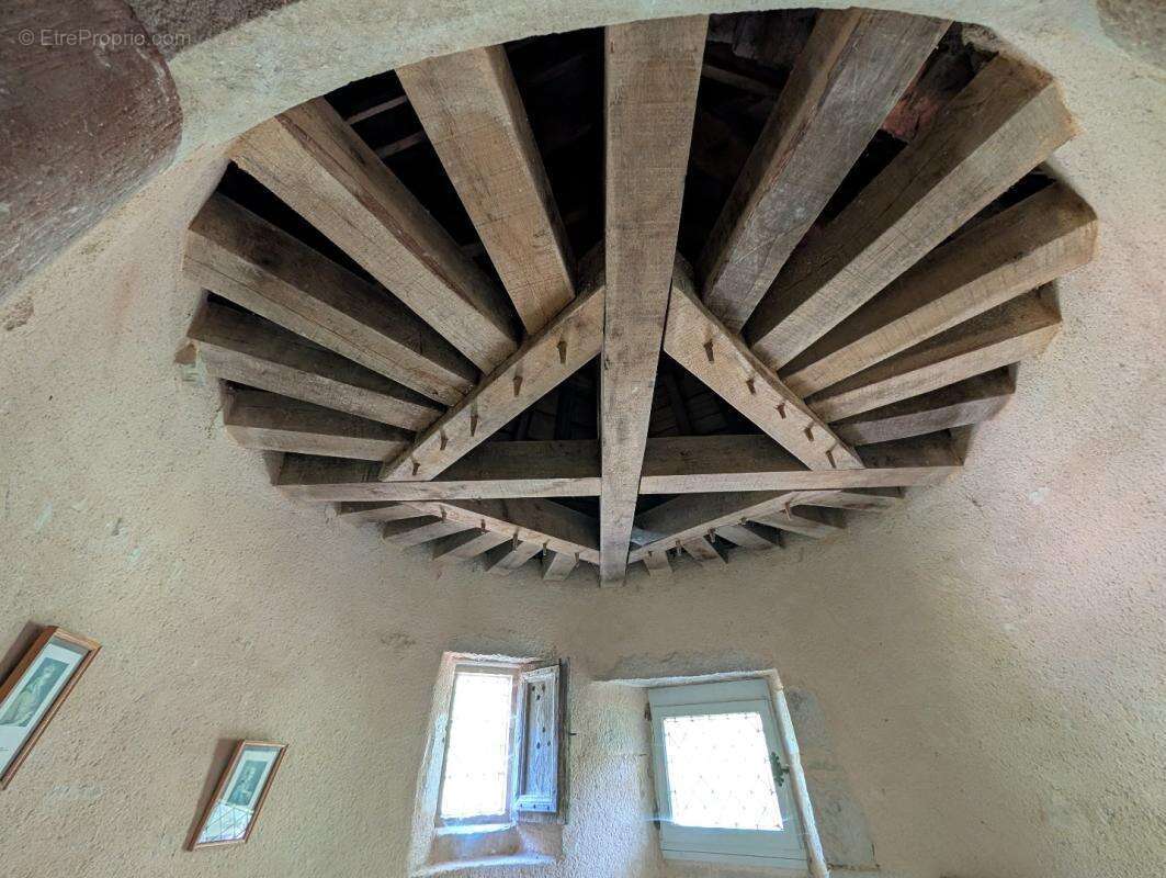 Maison à MARCILLAC-VALLON