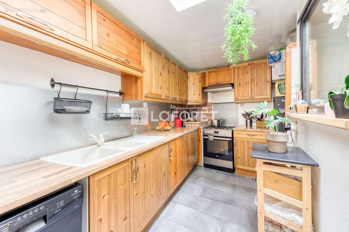 Appartement à PONTAULT-COMBAULT