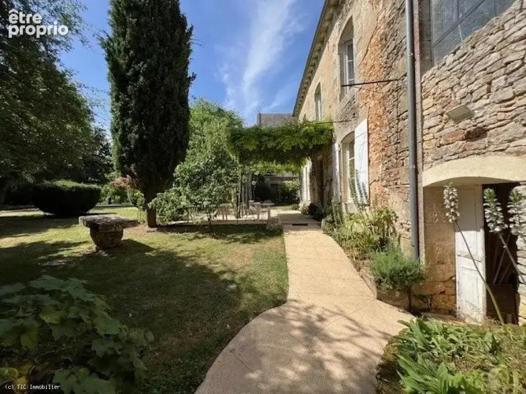 Superbe Presbytère de Caractère avec Magnifiques Jardins, entre Valence-en-Poitou et Vivonne - photo 3