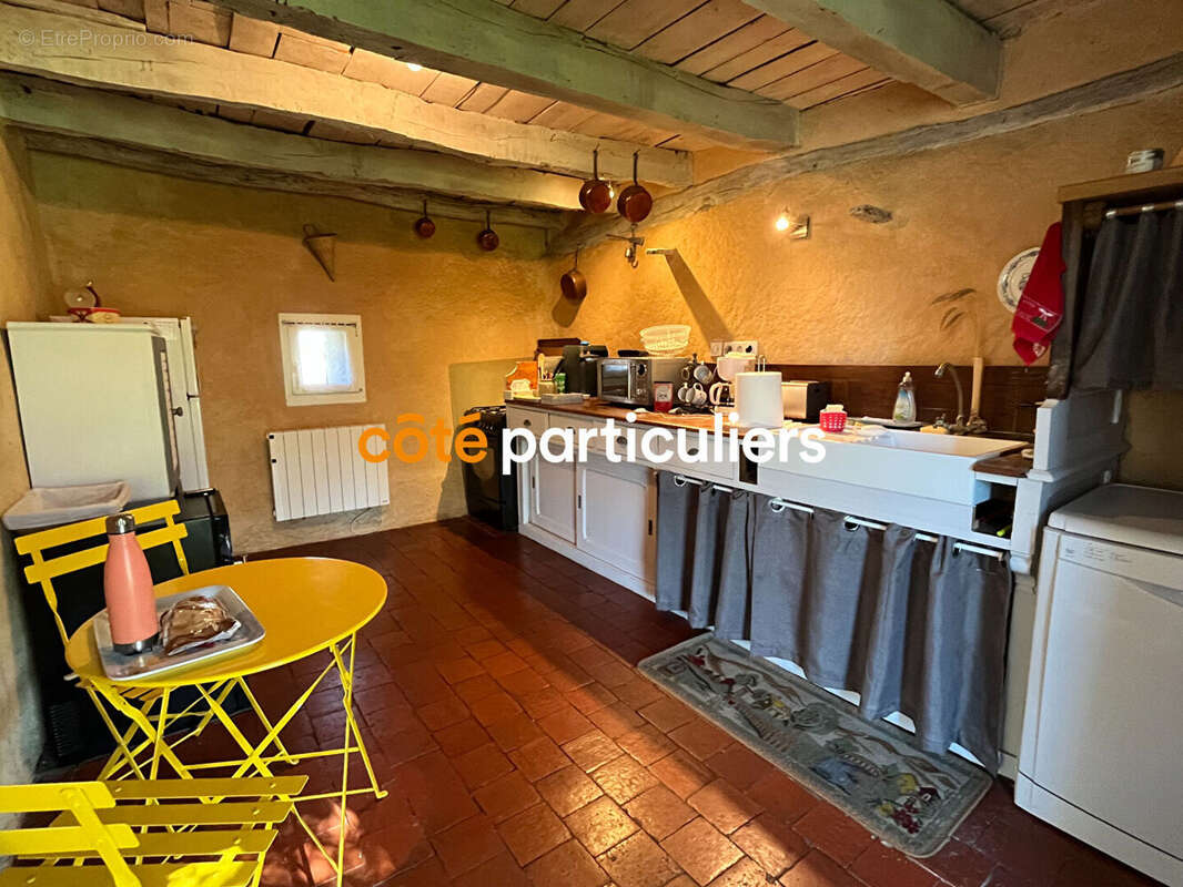 Maison à SAINT-VITTE