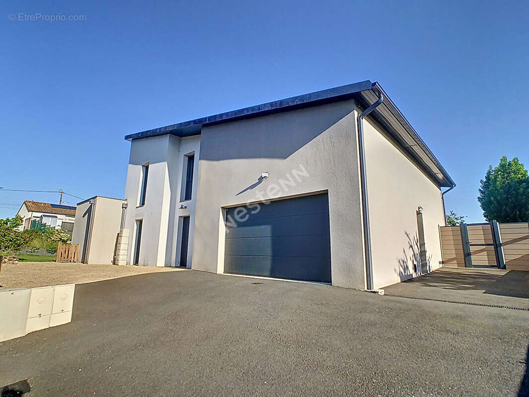 Maison d'architecte Mouzillon ! Proche de toutes commodités ! Sans travaux, beaux volumes, à 3min de l'axe NANTES-CHOLET - photo 25