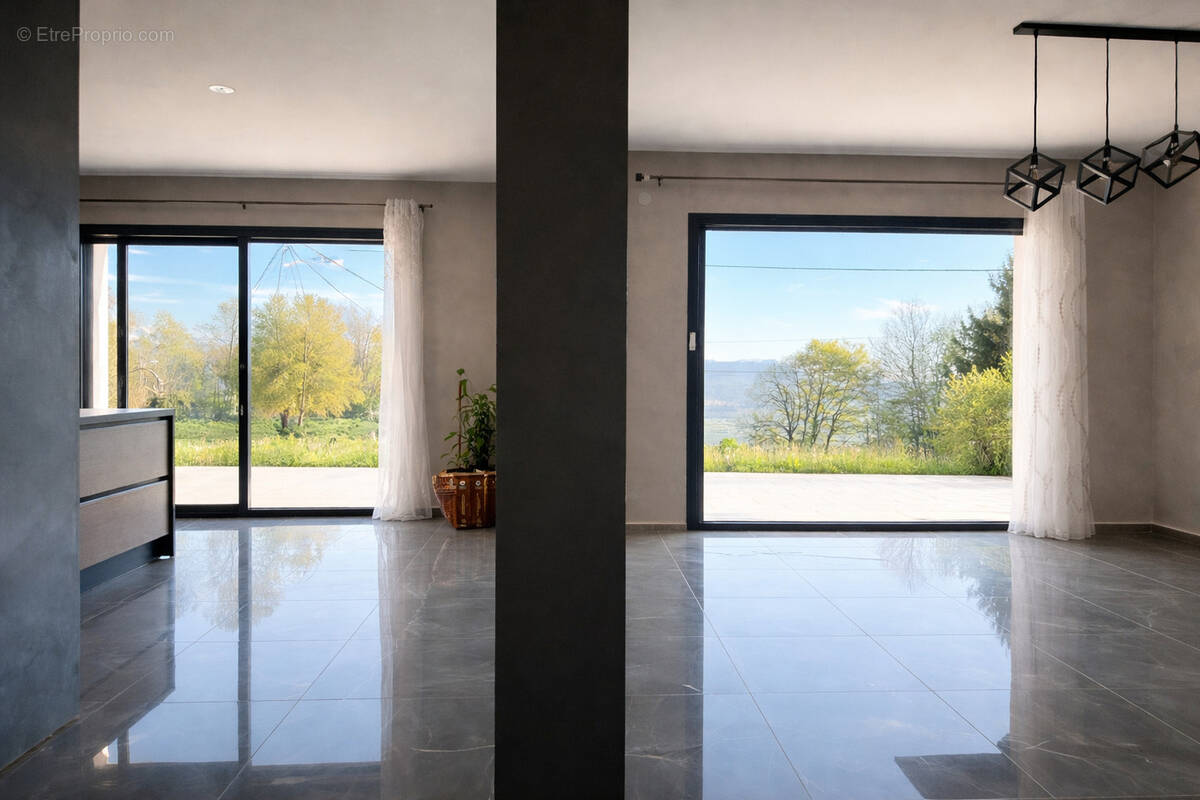 Maison à FILLINGES