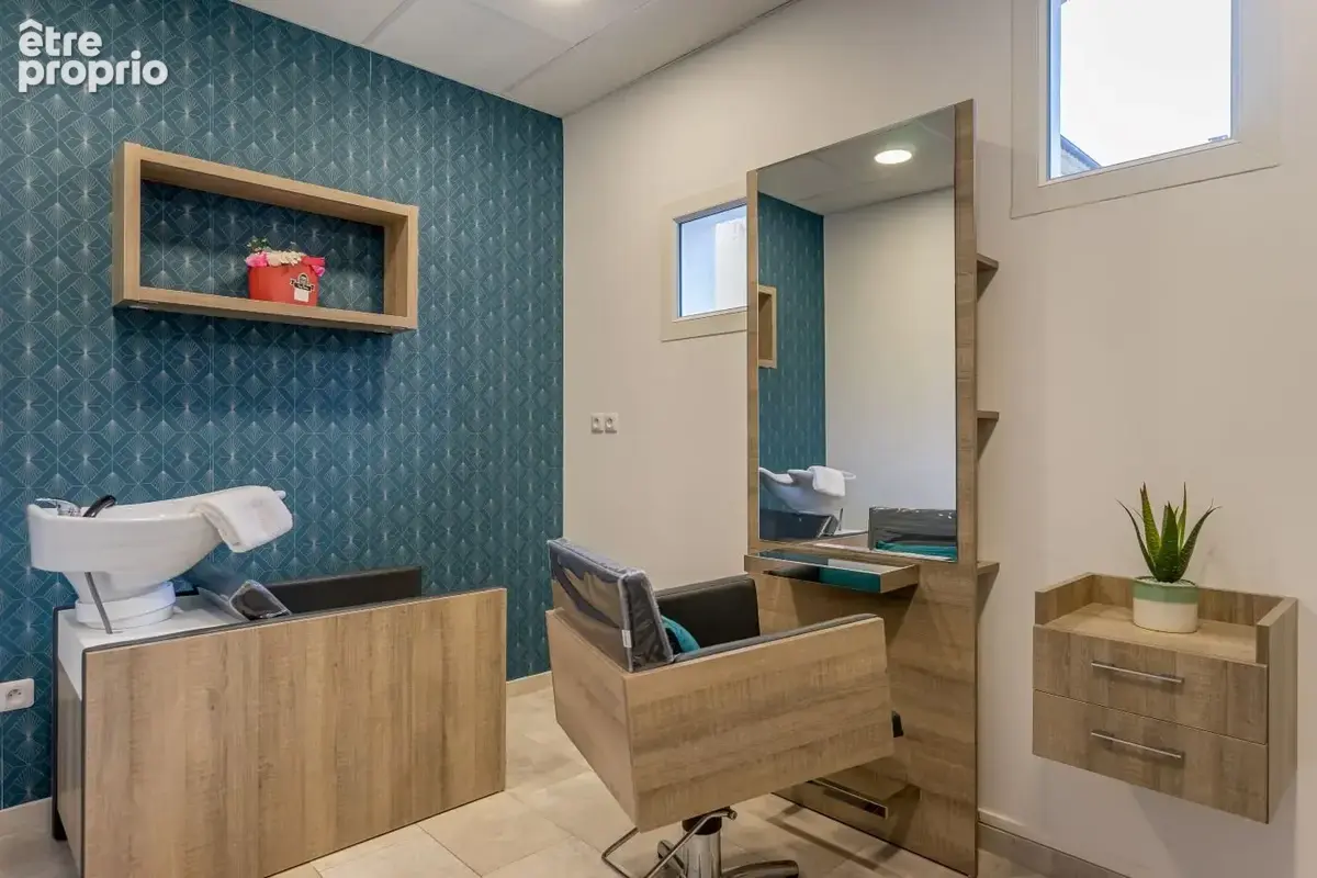 INVESTISSEMENT LOCATIF  La Seyne-sur-Mer  Résidence Seniors Stella Port Provence  5.80% de rentabilité - photo 10