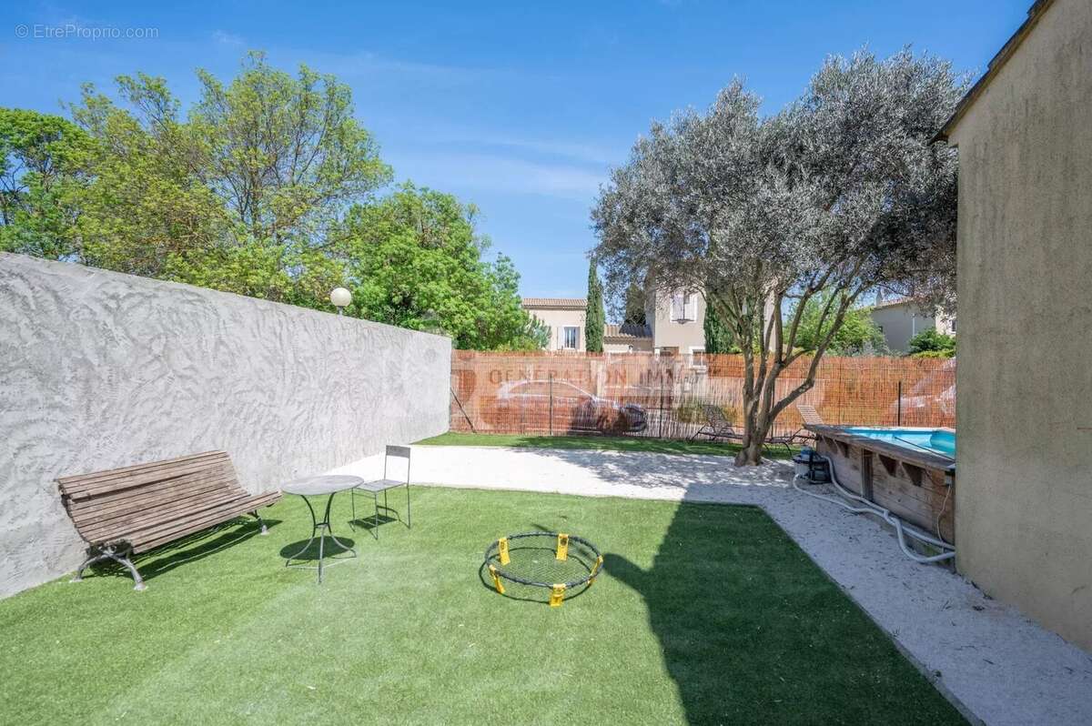 Maison à SAINT-ETIENNE-DU-GRES