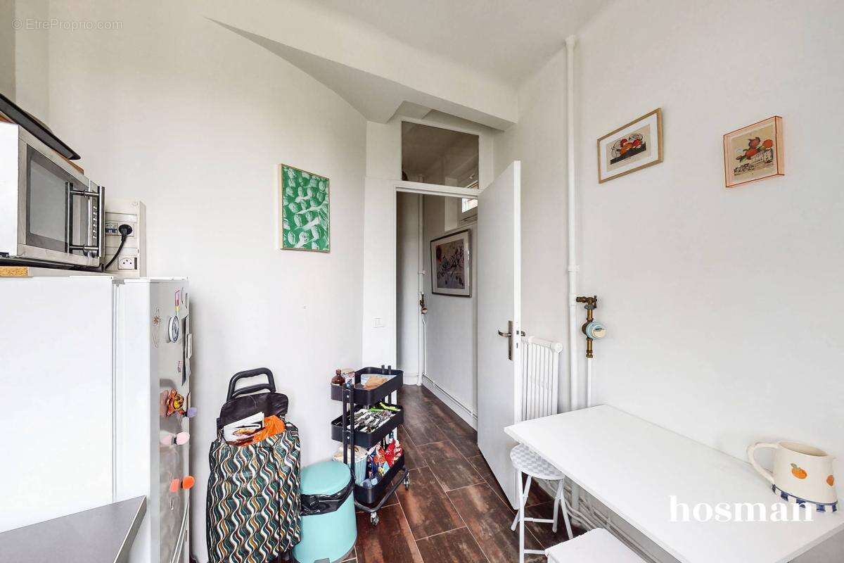 Appartement à PARIS-14E