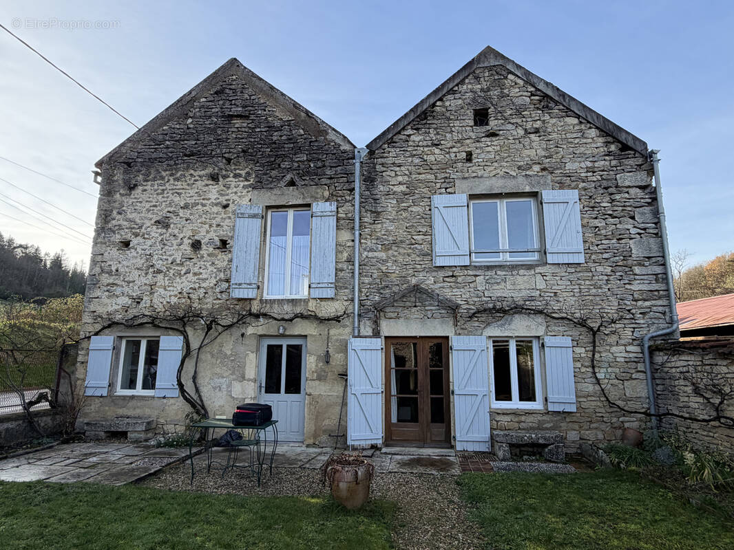 Maison à MONTBARD