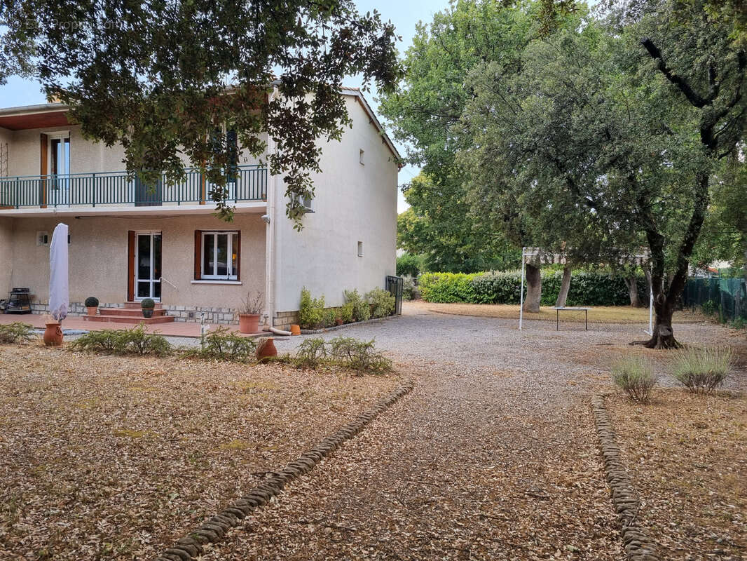 MAISON avec terrain et garage - photo 2