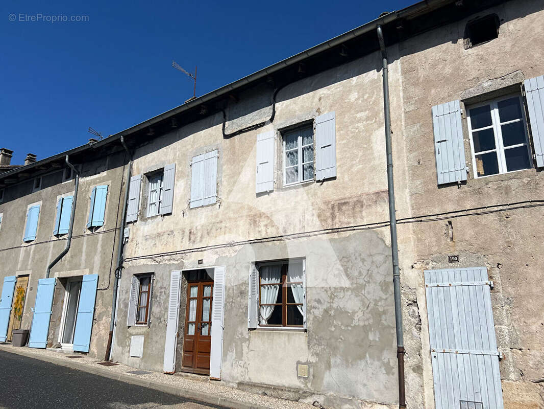Maison à MARCOLS-LES-EAUX