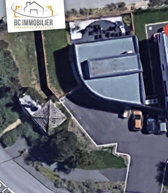 Commerce à SAINT-GENIS-POUILLY