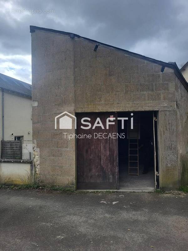 Photo 1 - Parking à LANGEAIS