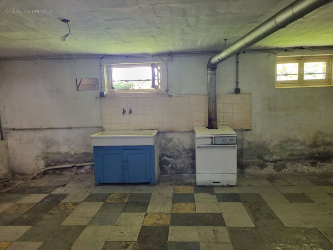 Maison à NEUVY-SAINT-SEPULCHRE