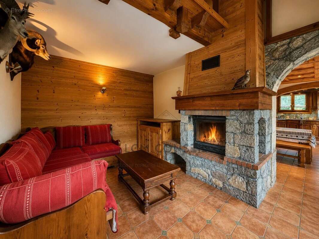Maison à HAUTECOUR