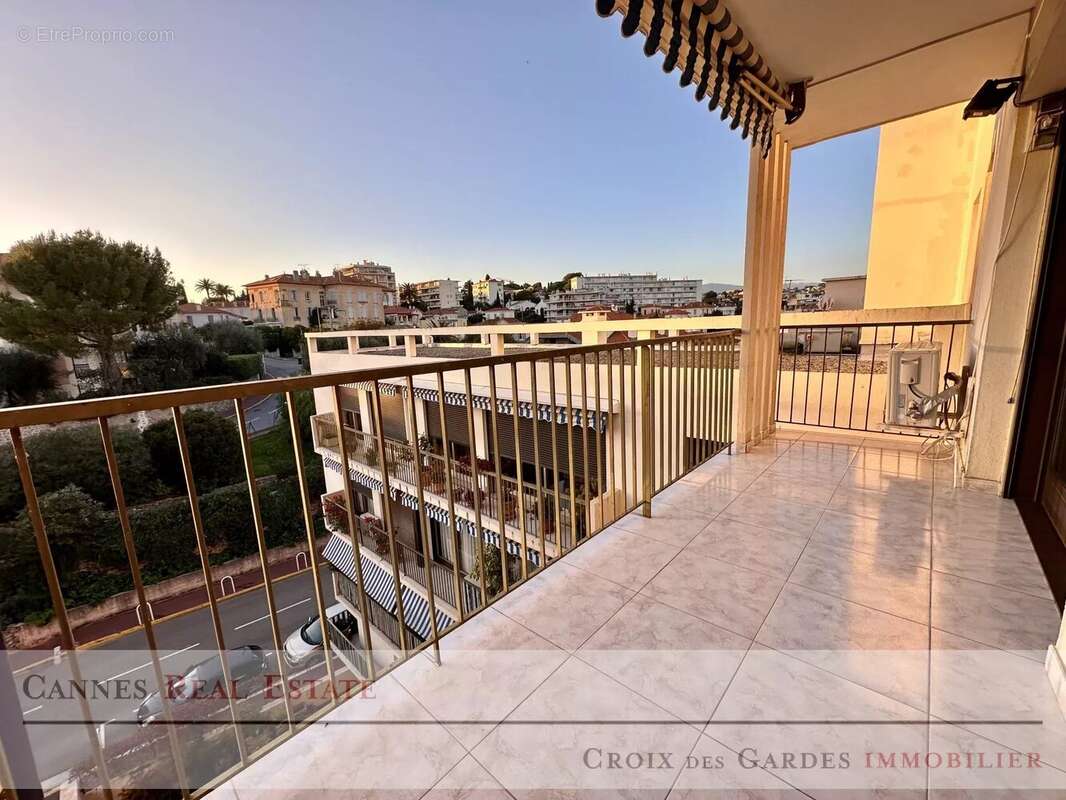 Appartement à CANNES
