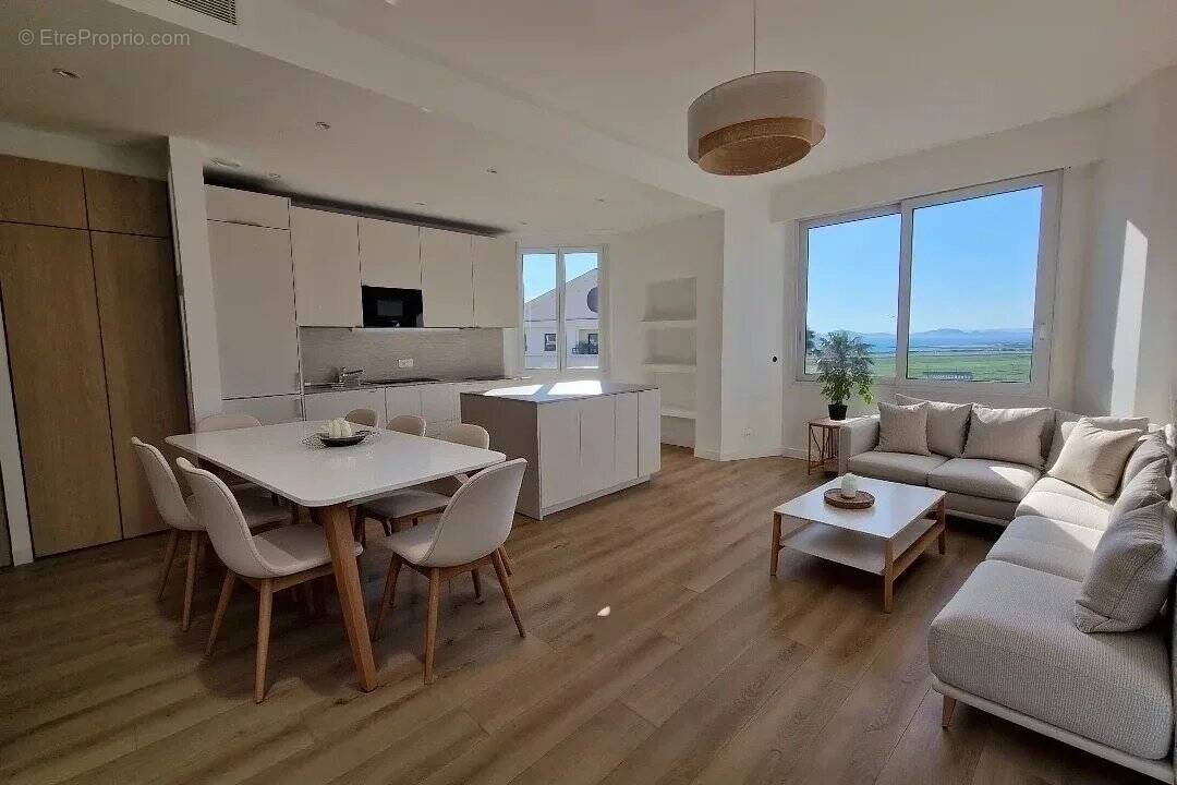 Appartement à MARSEILLE-8E