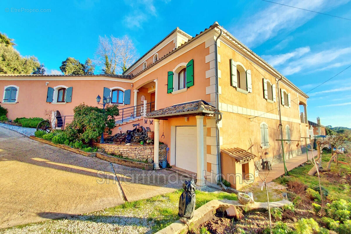 Maison à FLASSANS-SUR-ISSOLE