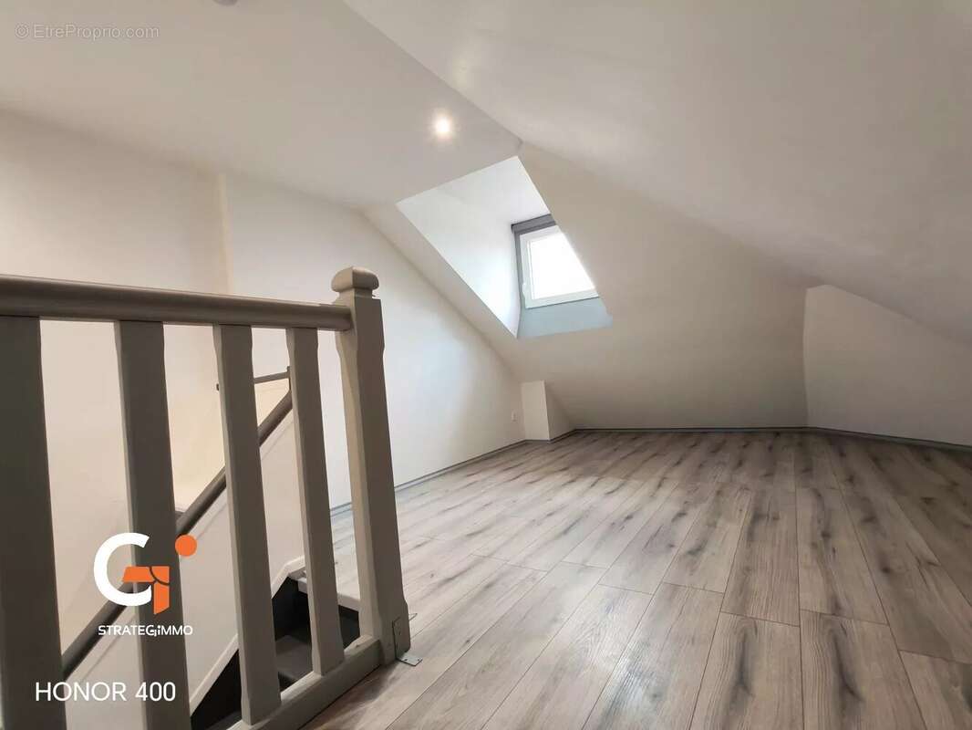 Maison à SAINT-ETIENNE-DU-ROUVRAY