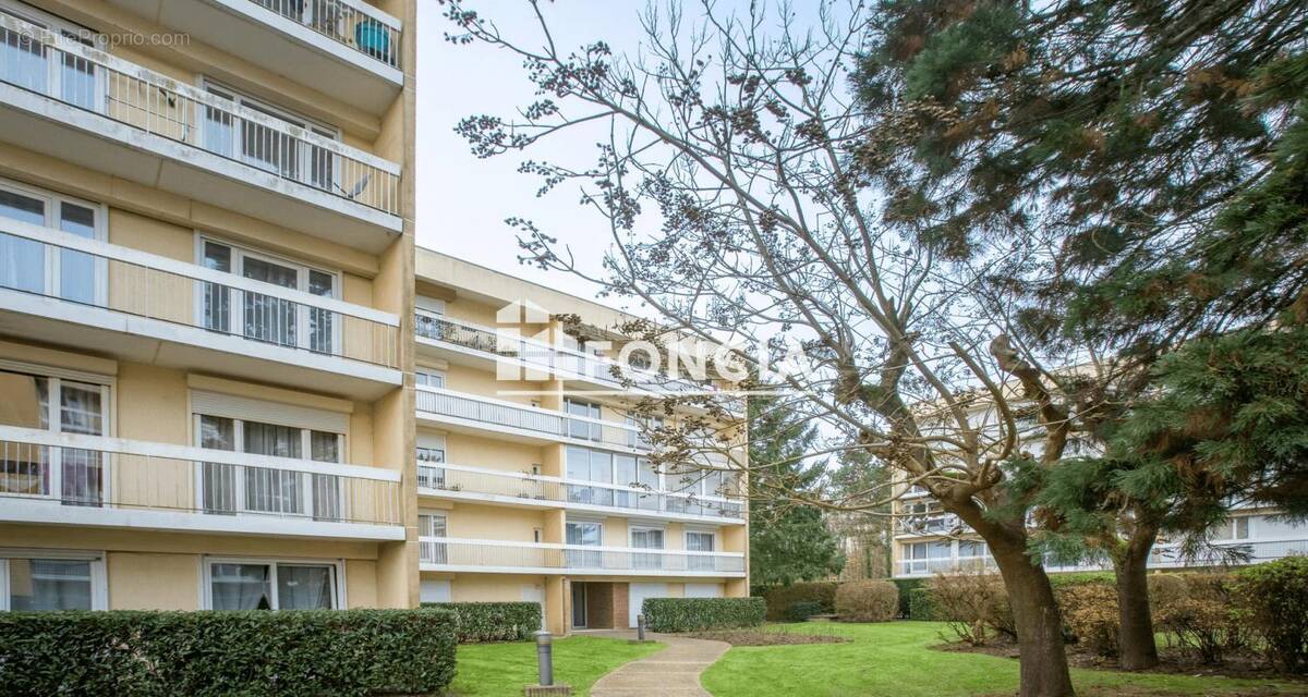 Appartement à ELANCOURT