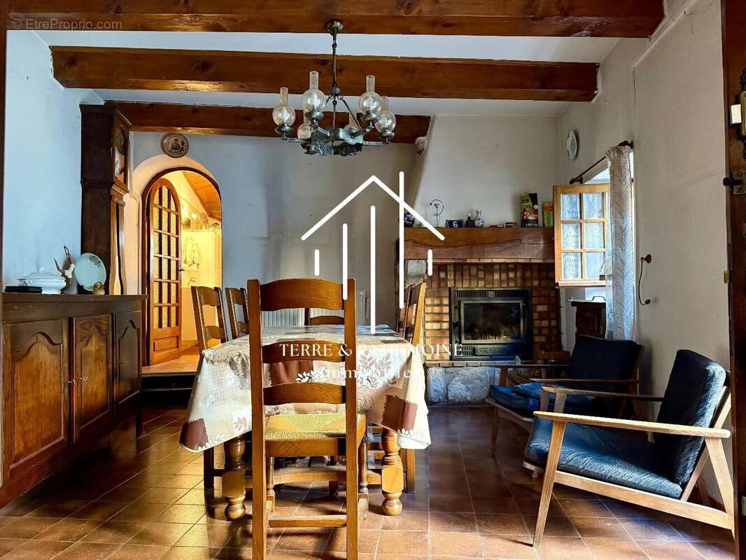 Maison à VALLON-PONT-D'ARC