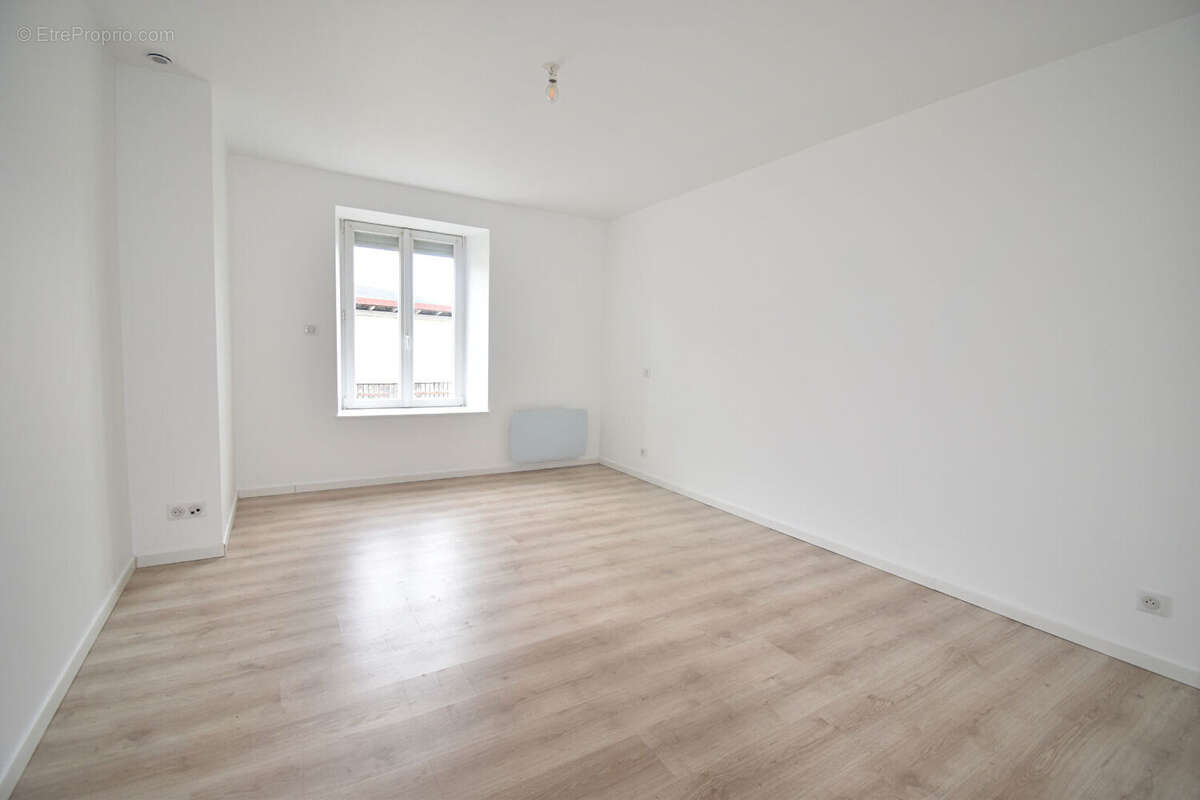 Appartement à ANOULD