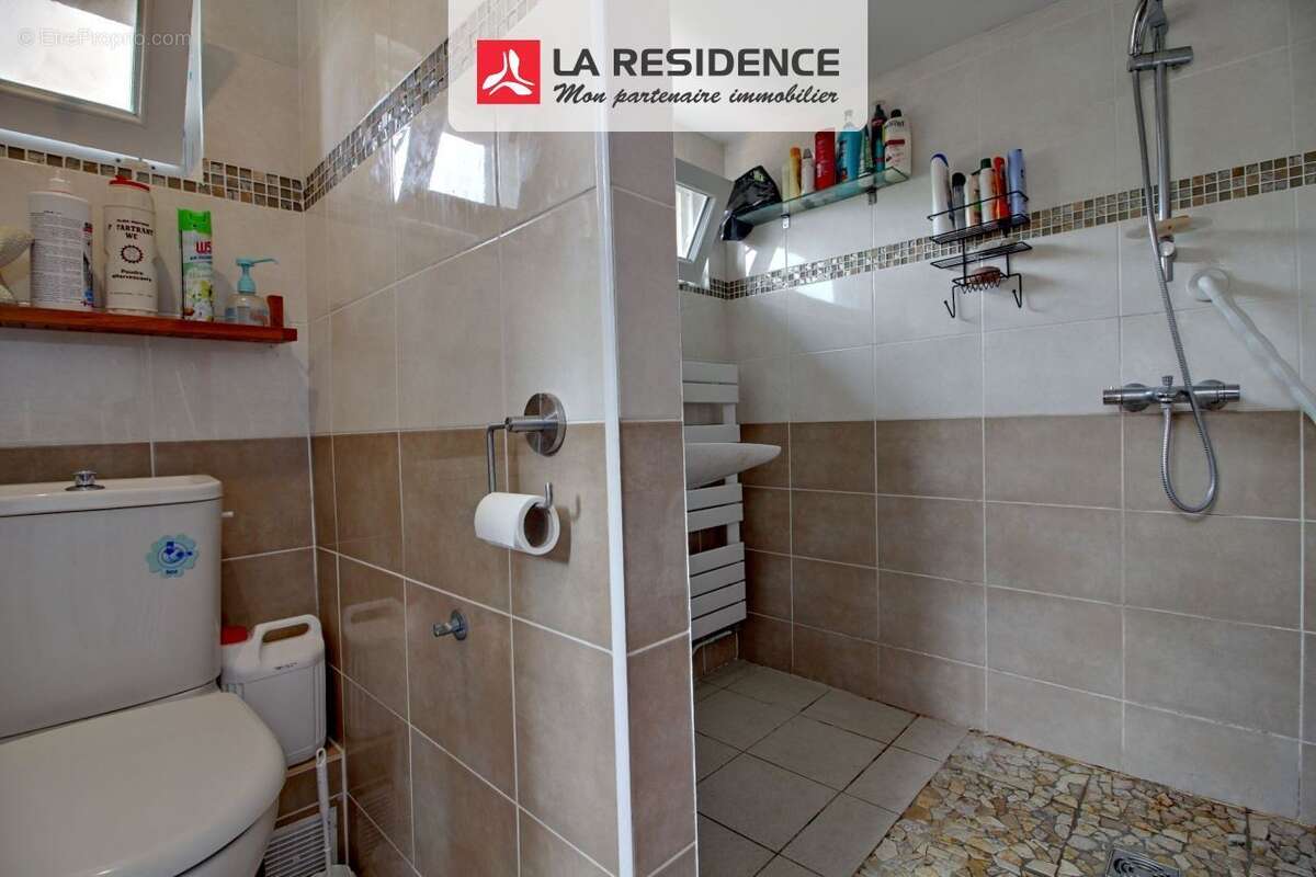 Maison à LES MUREAUX