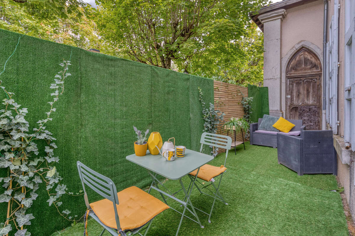 Appartement à CORENC