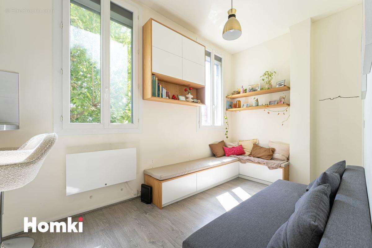 Appartement à MARSEILLE-5E