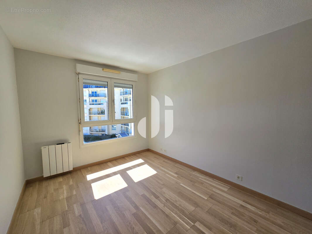 Appartement MERIGNAC ARLAC 2 pièces 49 m2 avec balcon, parking, piscine et gardien - photo 7