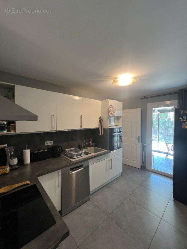 Maison Valence 5 pièce(s) 90 m2, garage - photo 10