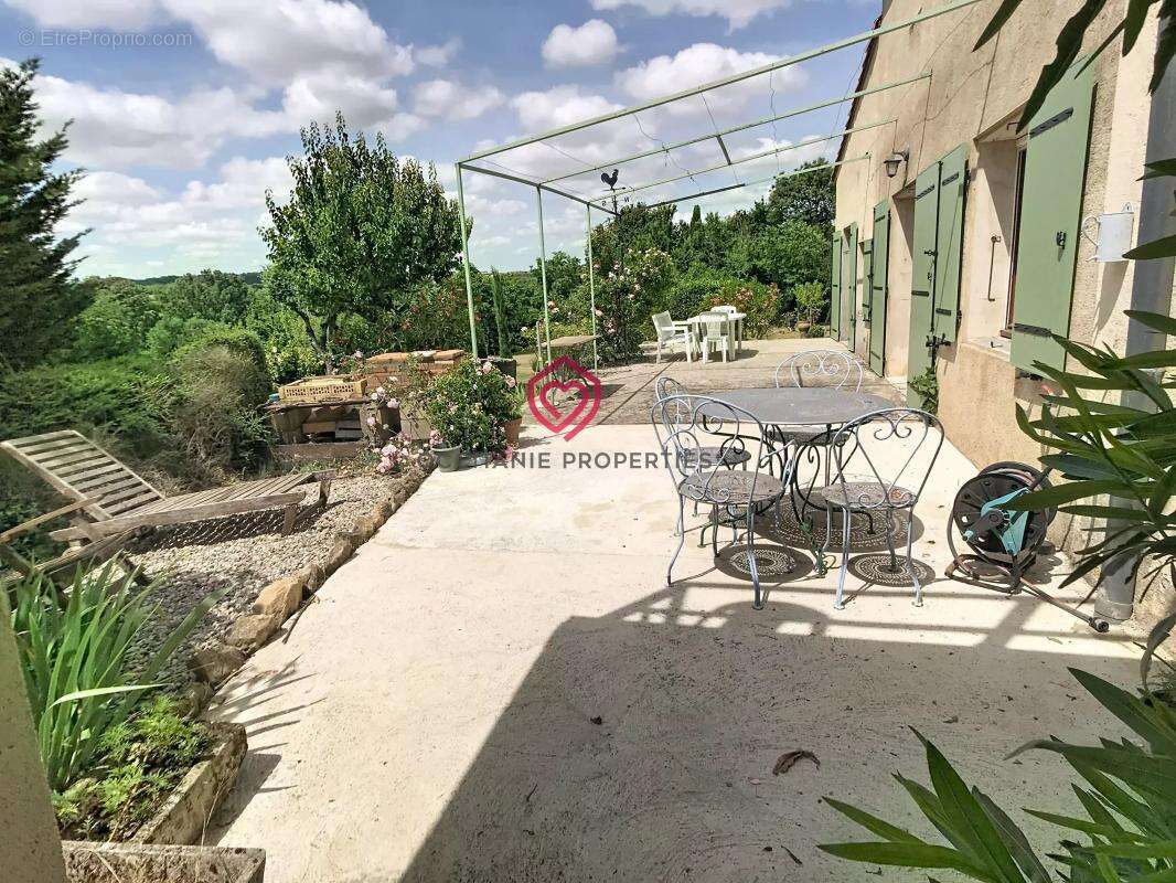 Maison à PEYREFITTE-SUR-L'HERS