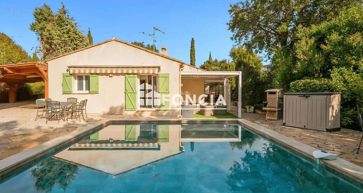 Maison à FREJUS
