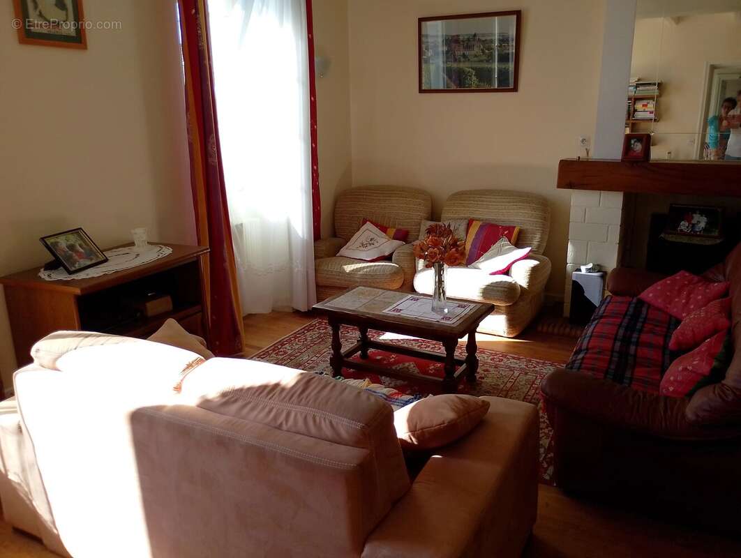 Maison à JONZAC