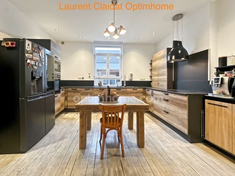 Maison à SAINT-QUENTIN