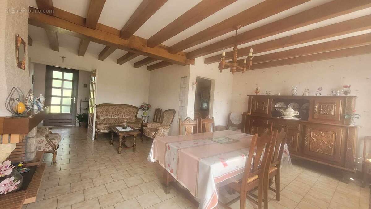 Maison à MELAY
