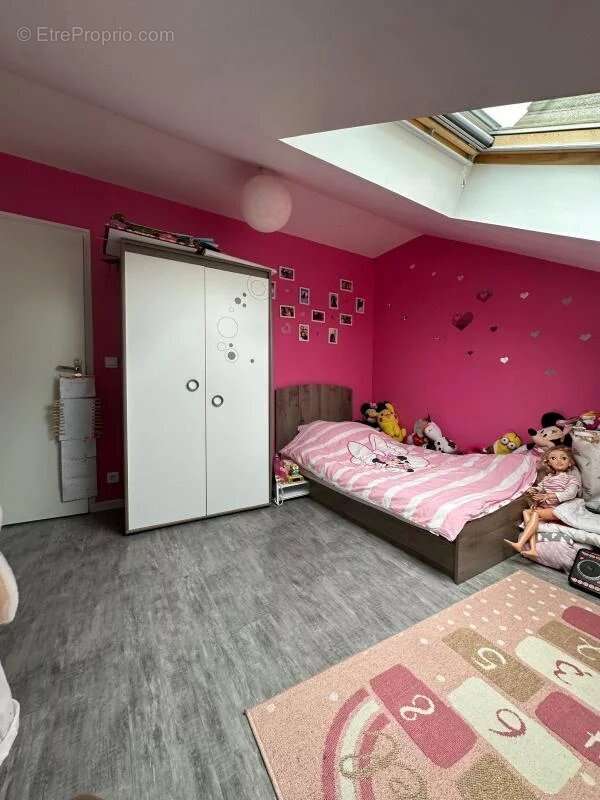 Appartement à PIERRELAYE