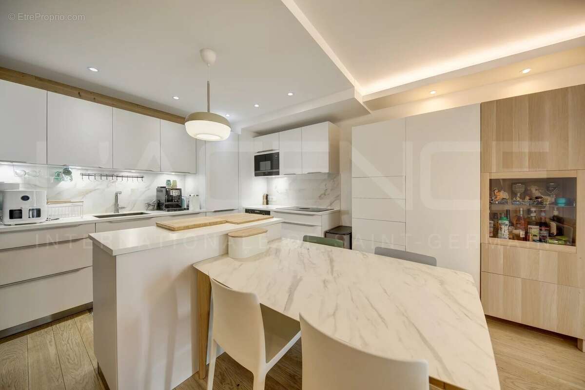 Appartement à MAISONS-LAFFITTE