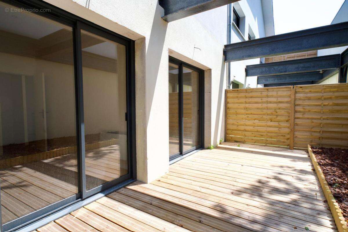 Bordeaux tondu appartement renové calme avec jardins privatifs - photo 4